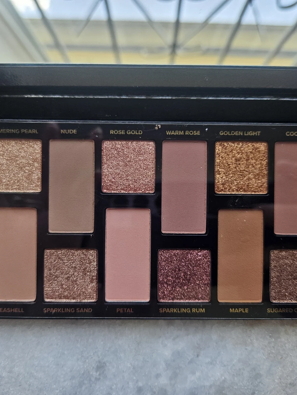 Too Faced Born This Way The Natural Nudes Eyeshadow Palette - Rose Gold & Black